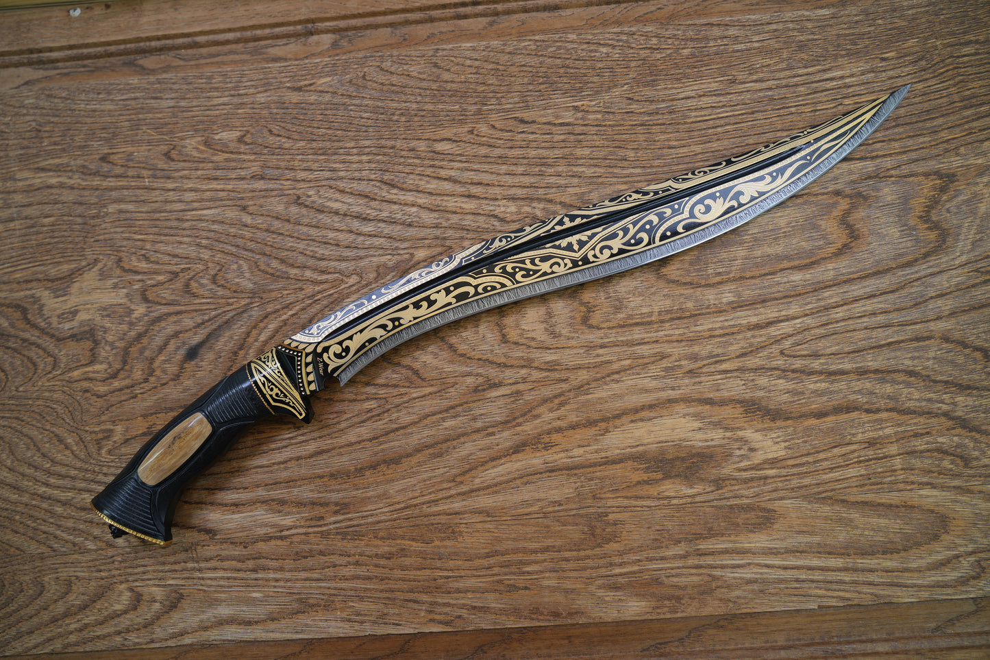 KHAI Apennine Warrior Gilded Gurkha Knife Z-Wear Steel