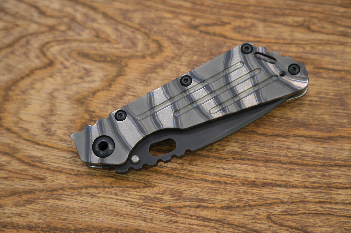 strider smf magnacut Titanium handle