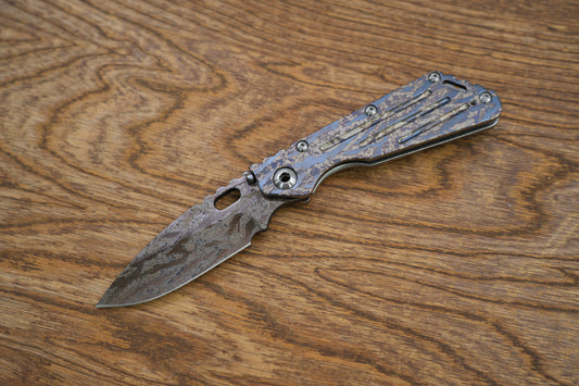 strider smf magnacut Titanium handle camo